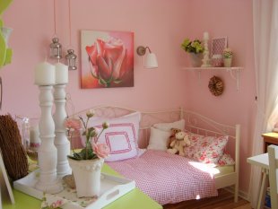 Schlafzimmer 'ich bin jetzt auch rosa :)'