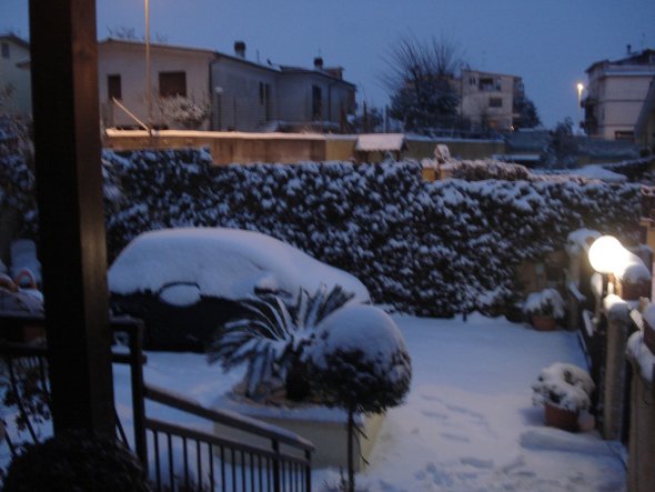 Hausfassade / Außenansichten 'Schnee auch in Rom'